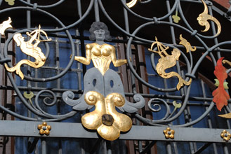 Fenstergitter Rathaus Freiburg